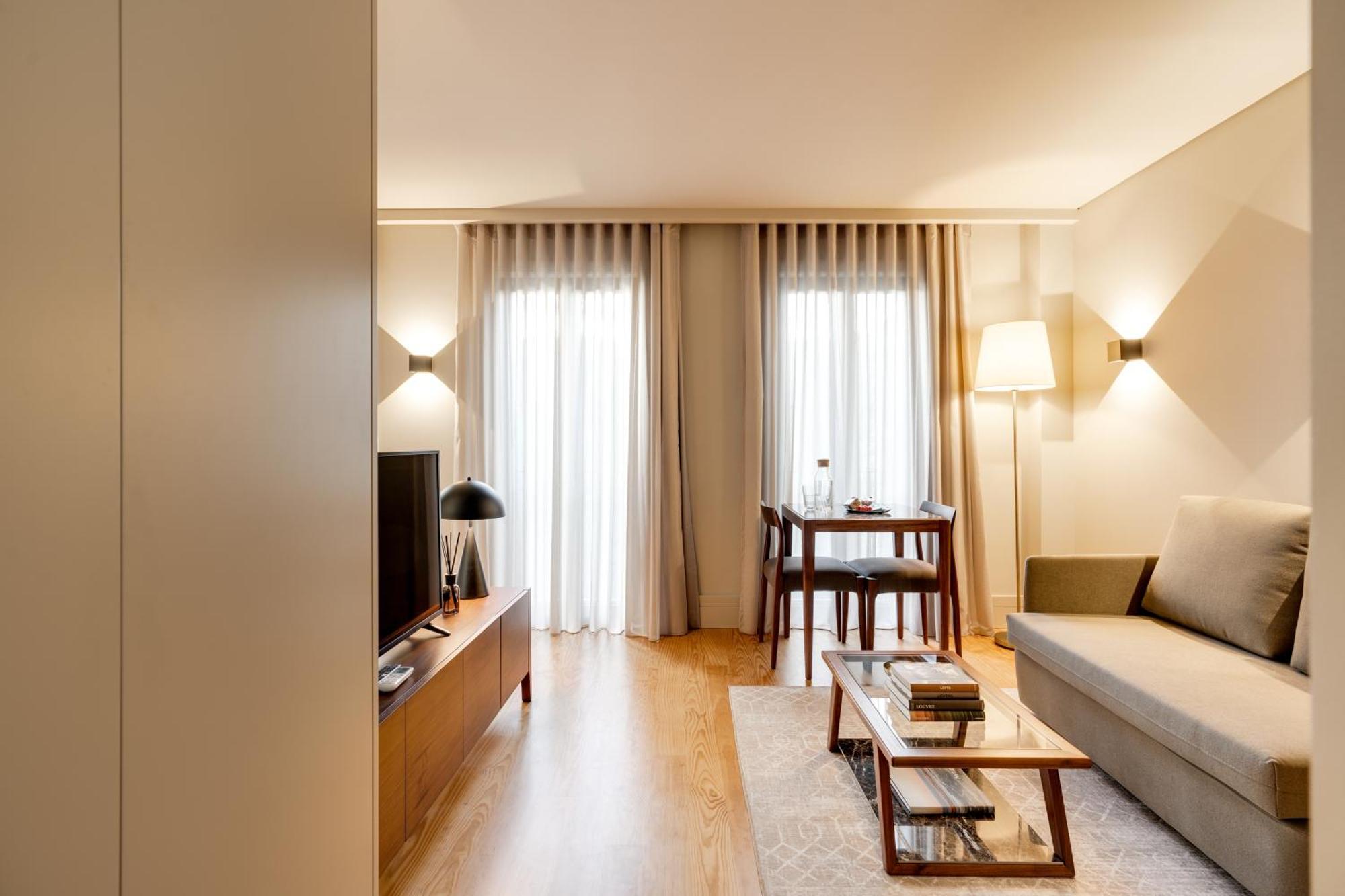 Avus M Suites And Apartments By Da'Home بورتو المظهر الخارجي الصورة